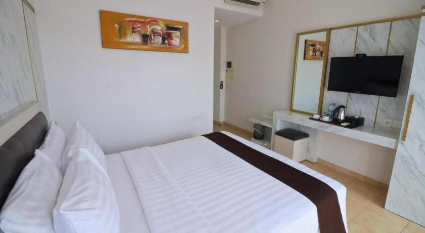 Grand Malioboro Yogyakarta Hotell Exteriör bild